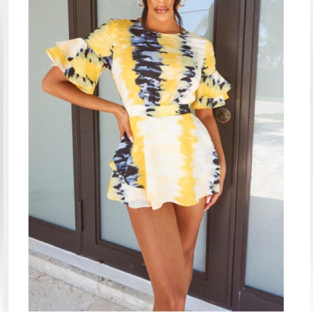 NEW Pretty Little Thing Yellow Tie Dye Frill Sleeve Tie Back Romper